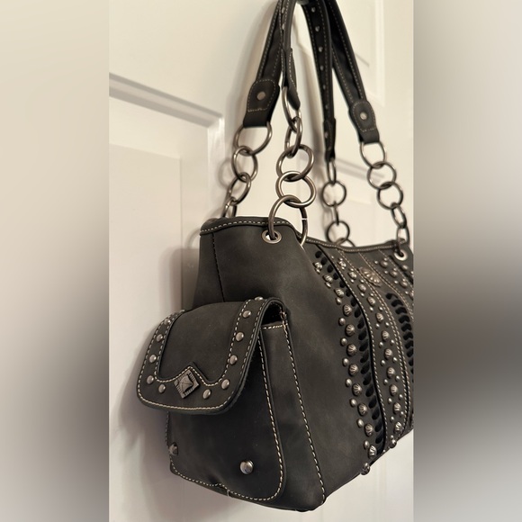 American Bling Studded Concealed Carry Shoulder Bag – Western Style - Picture 4 of 15